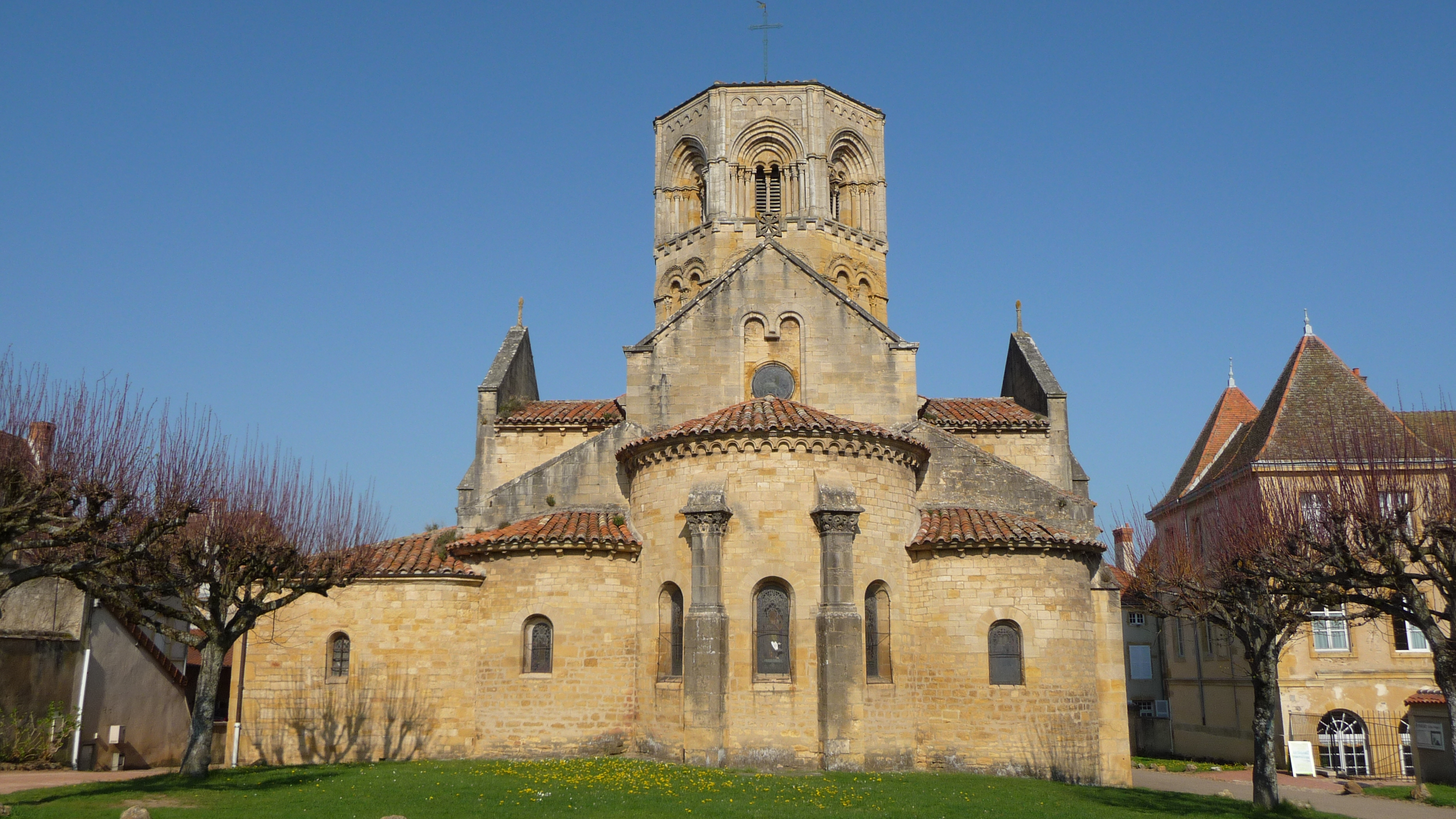 Collégiale Saint-Hilaire