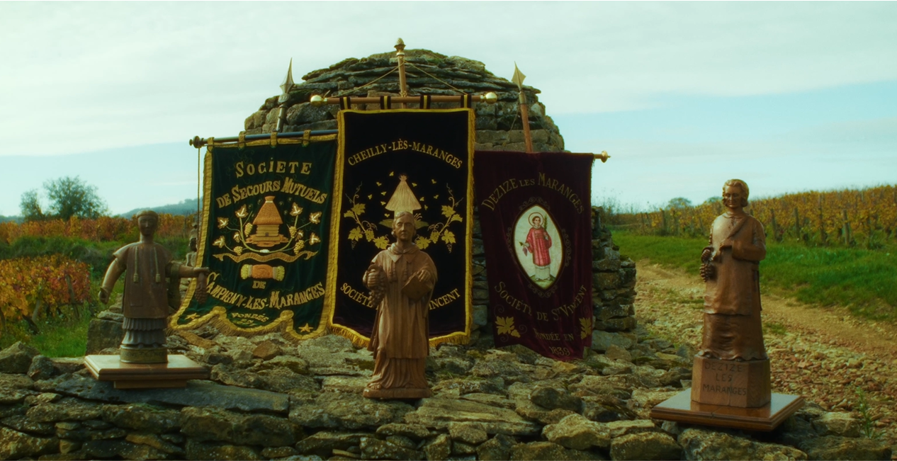 Bannière et Saints des maranges
