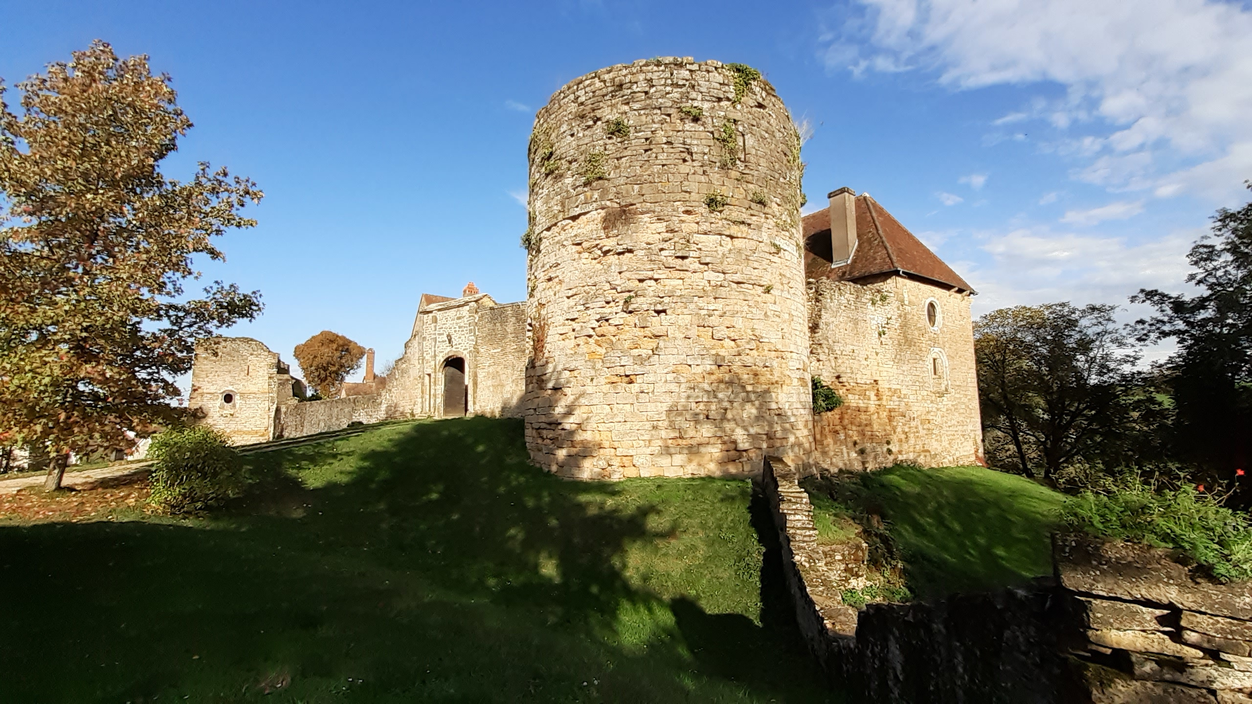 chateau etrabonne