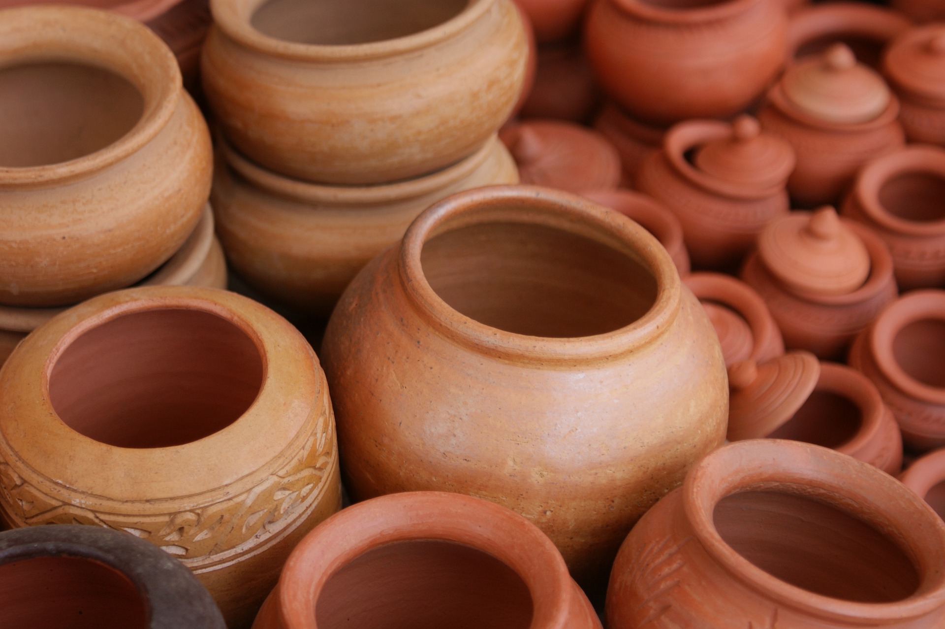 claypots-1323747_1920