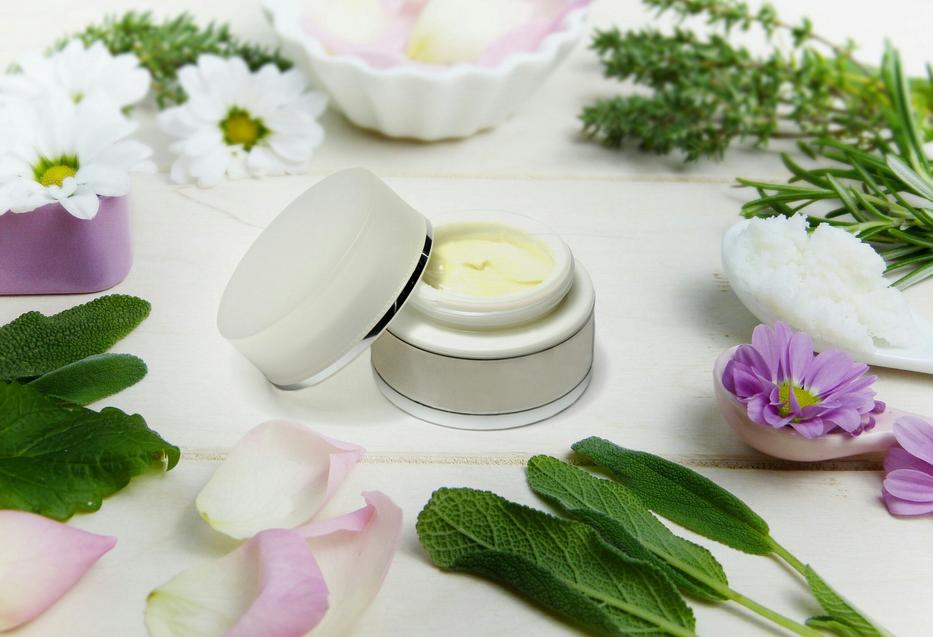 cream-gad8d6229b_1920
