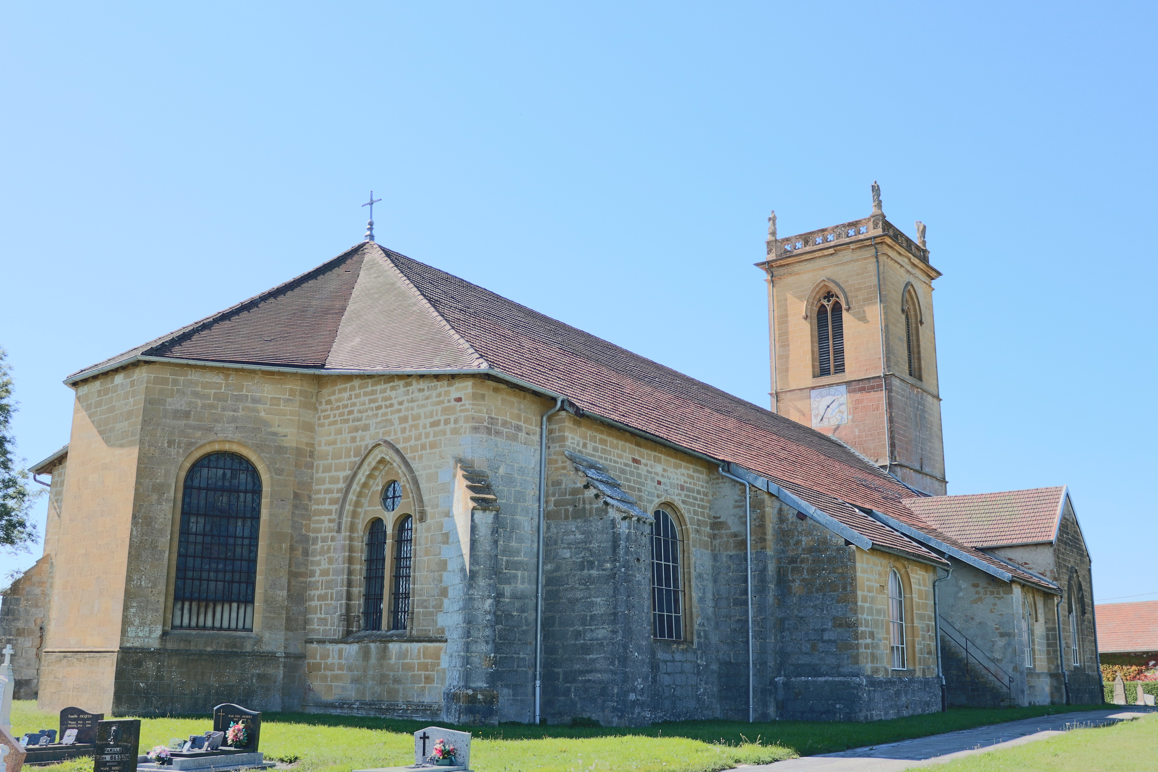 eglisesaintgermain_exterieur_mieges_ete_2018_©CNJ (3)