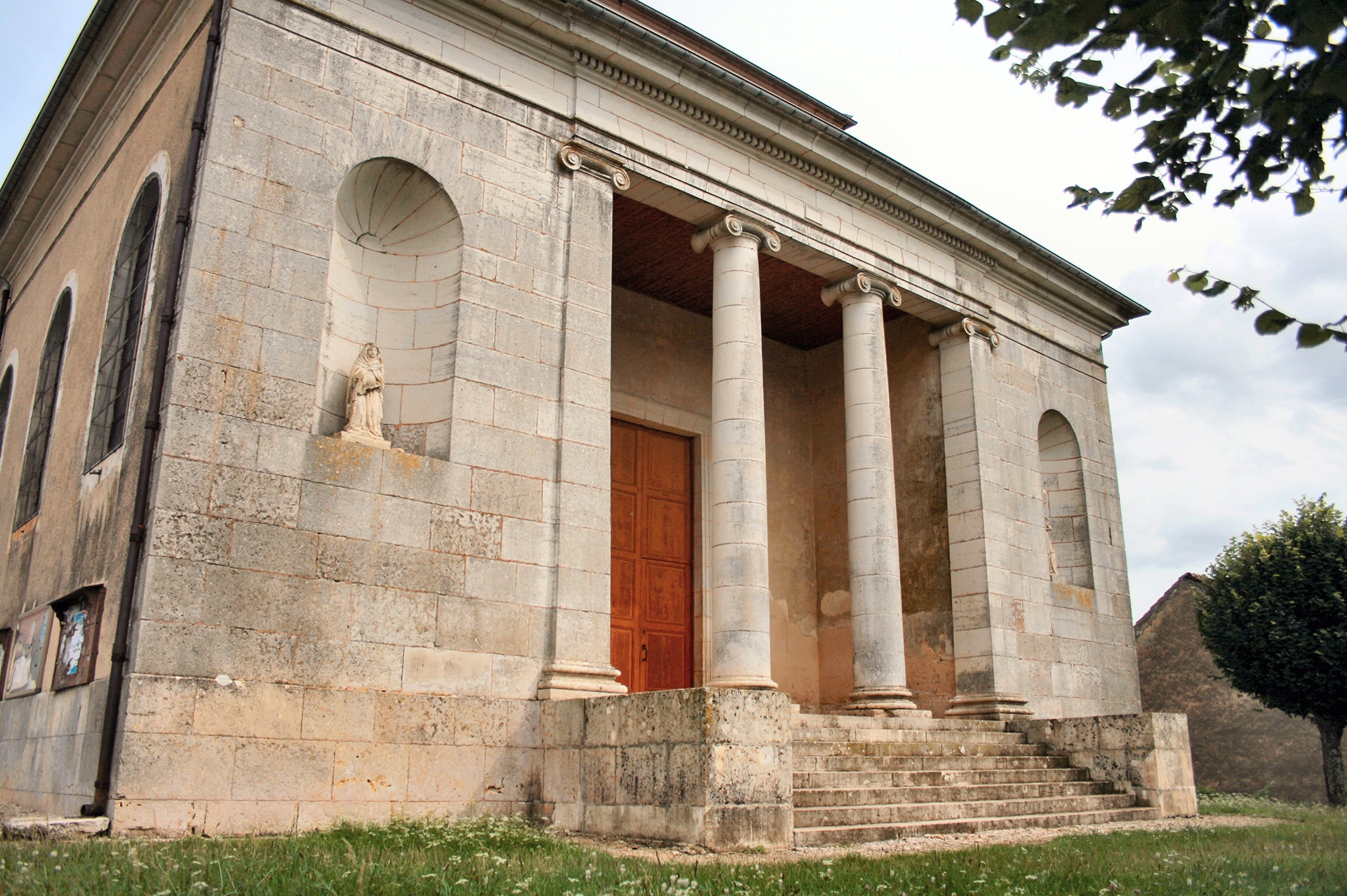 Église Saint-Didier de Frettes