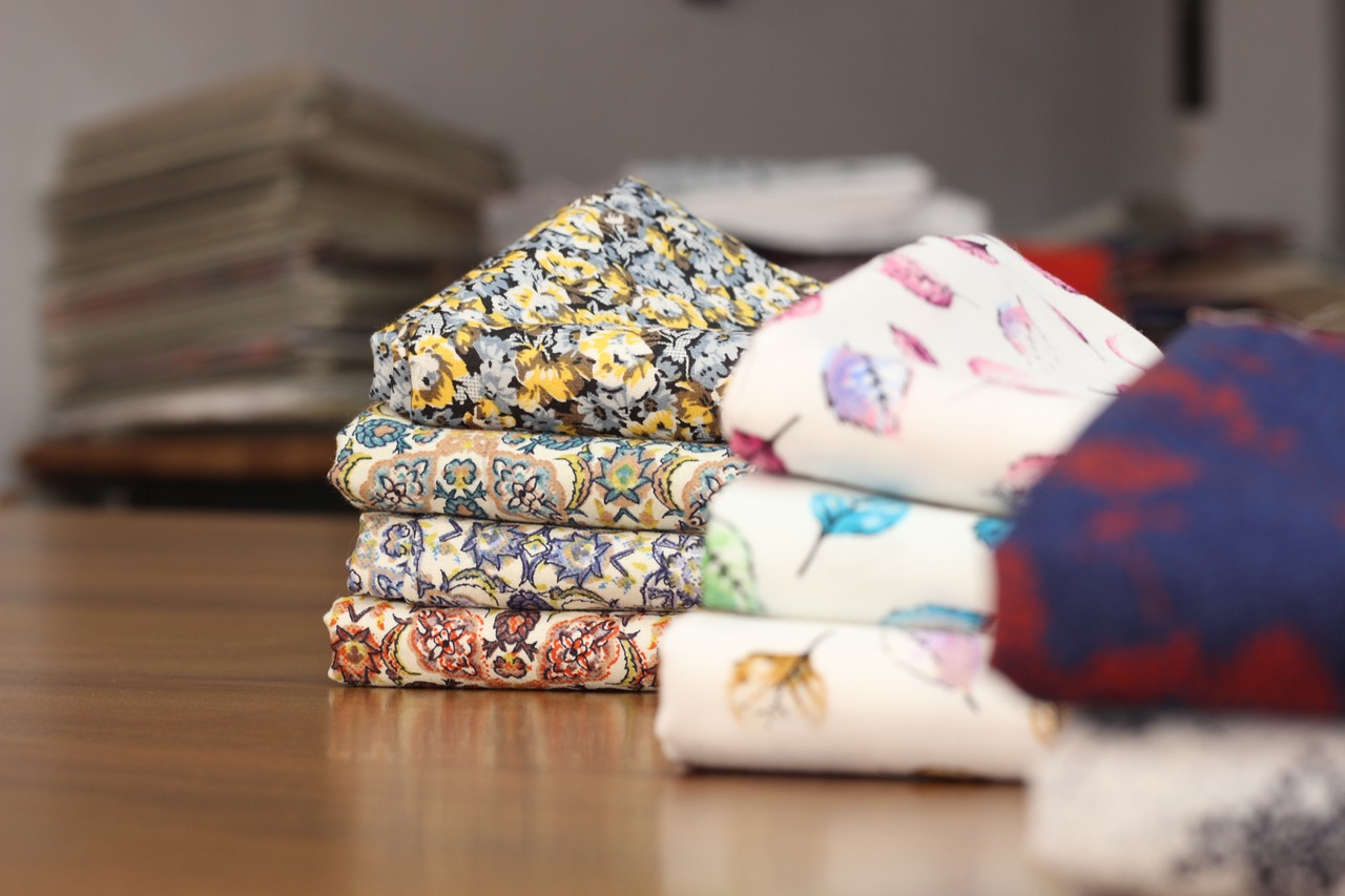 floral-prints-4662695_1280