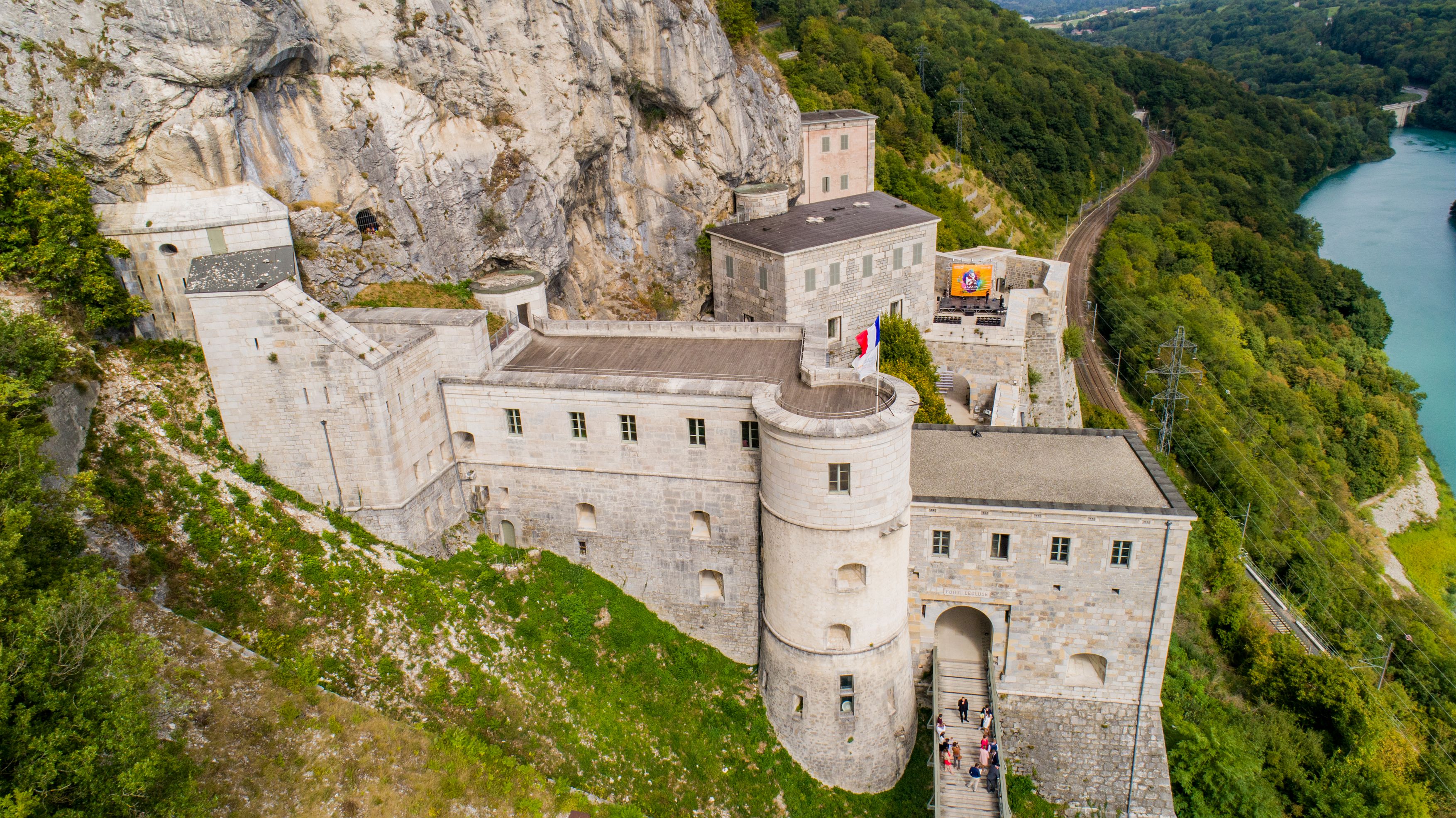 fort l'Ecluse  copyright up drone