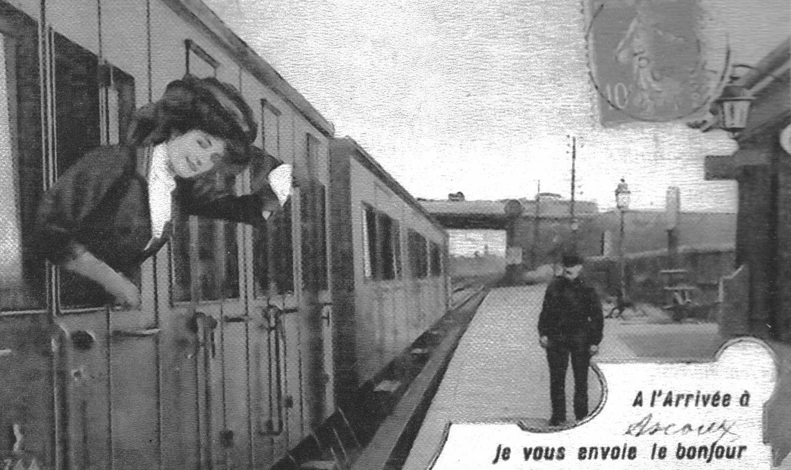 Carte postale gare Yonne humour