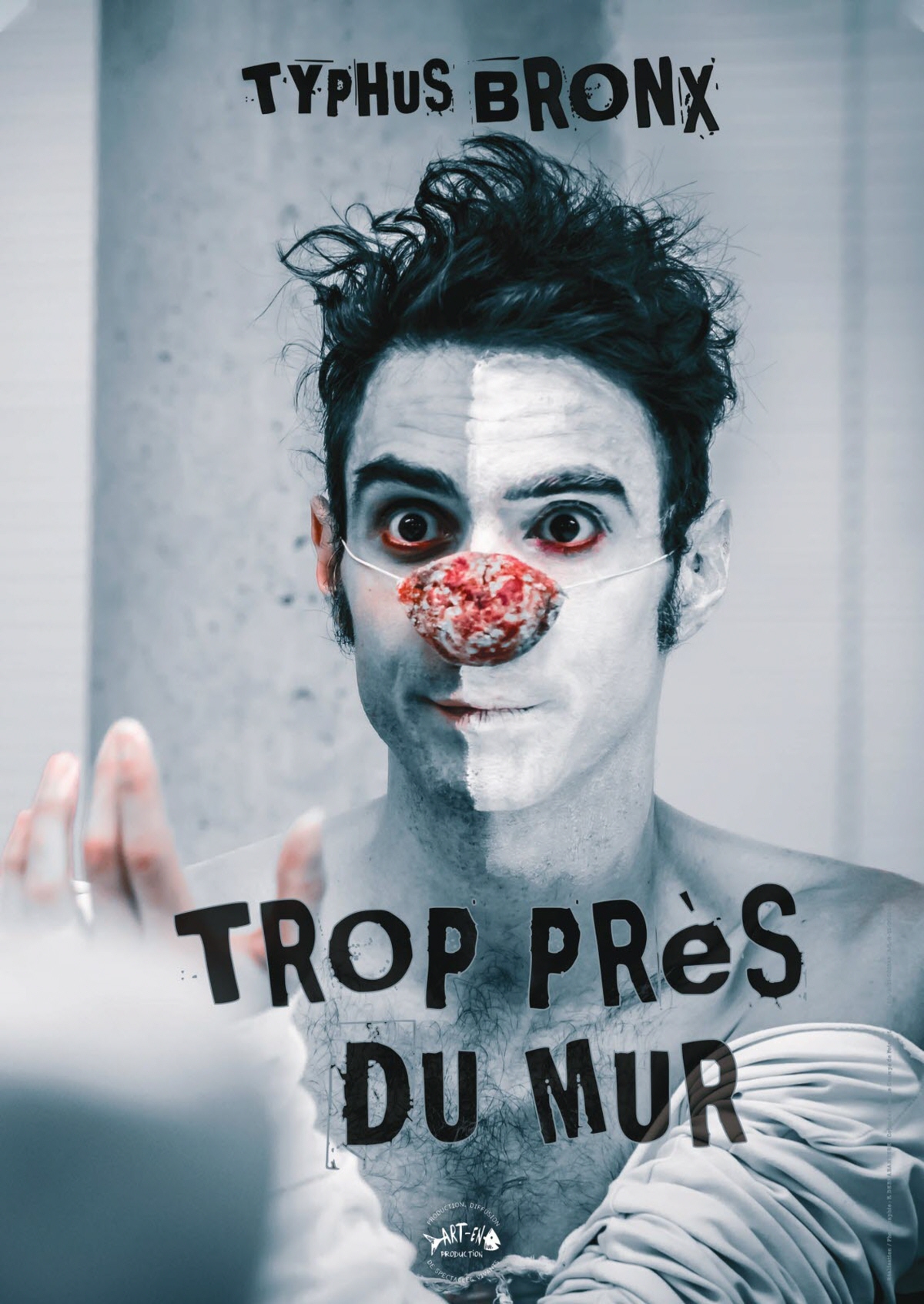 Trop près du mur