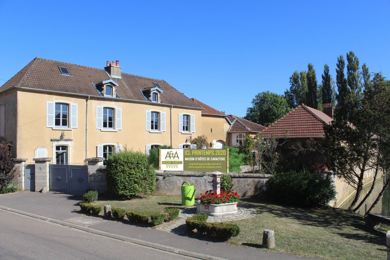 Angèle & Auguste, Maison d'hôtes