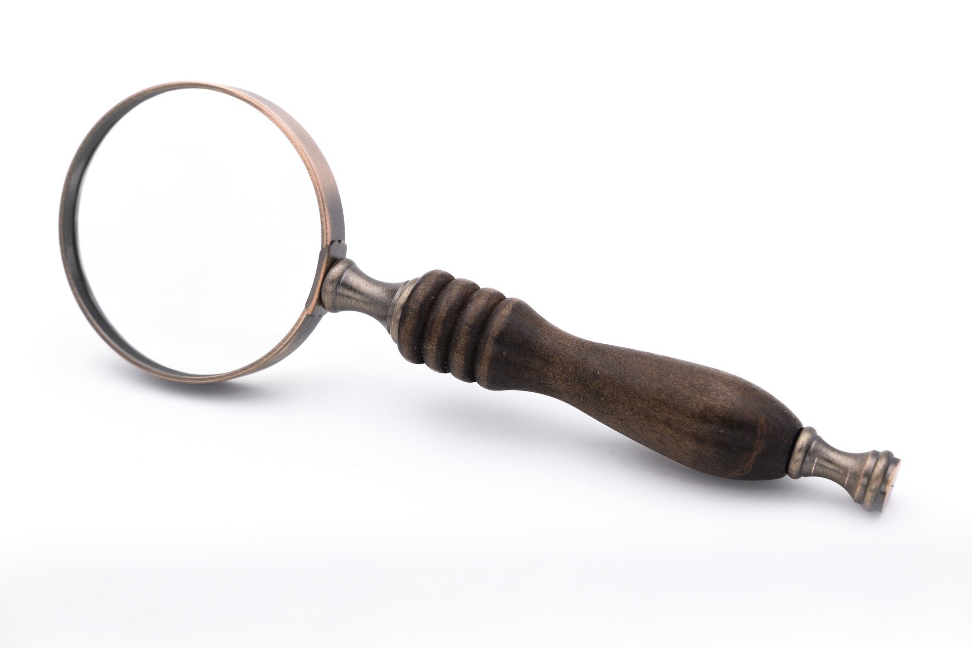 magnifying-glass-3180075_1920 (1)