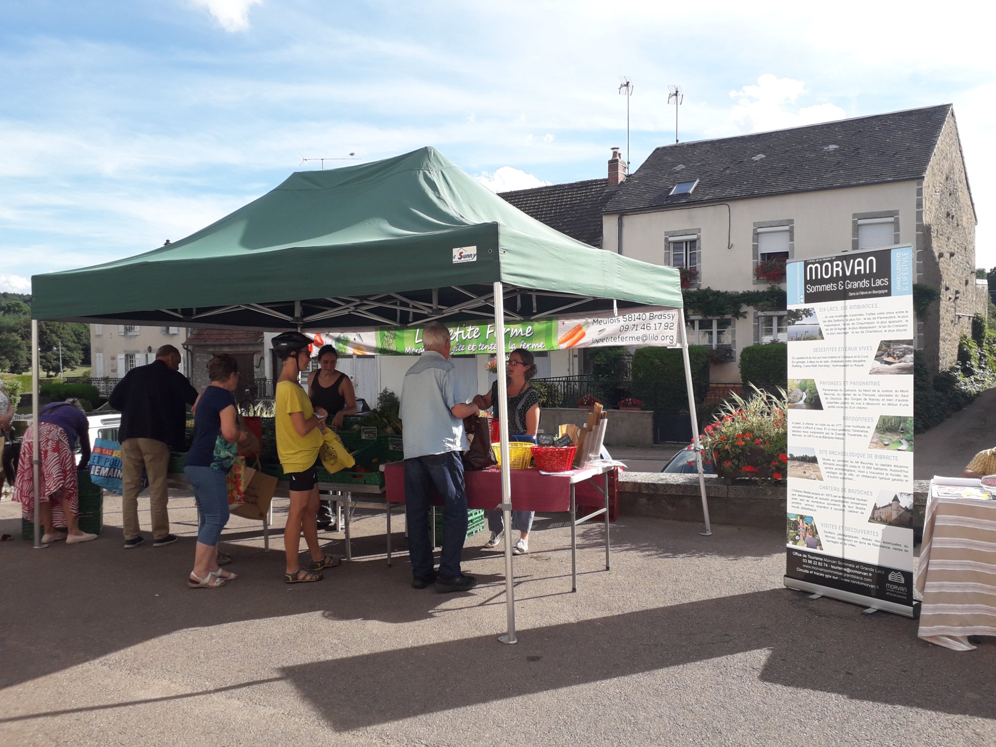Marché Hebdomadaire de Brassy