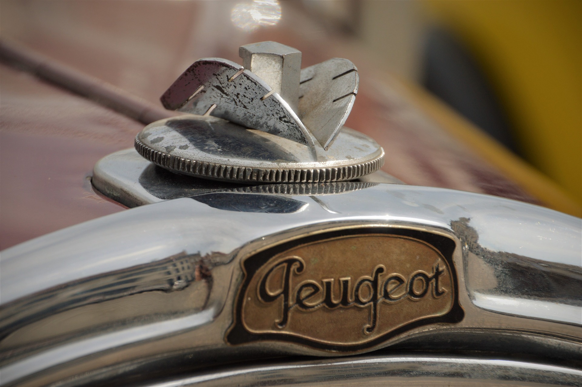 mark-peugeot logo