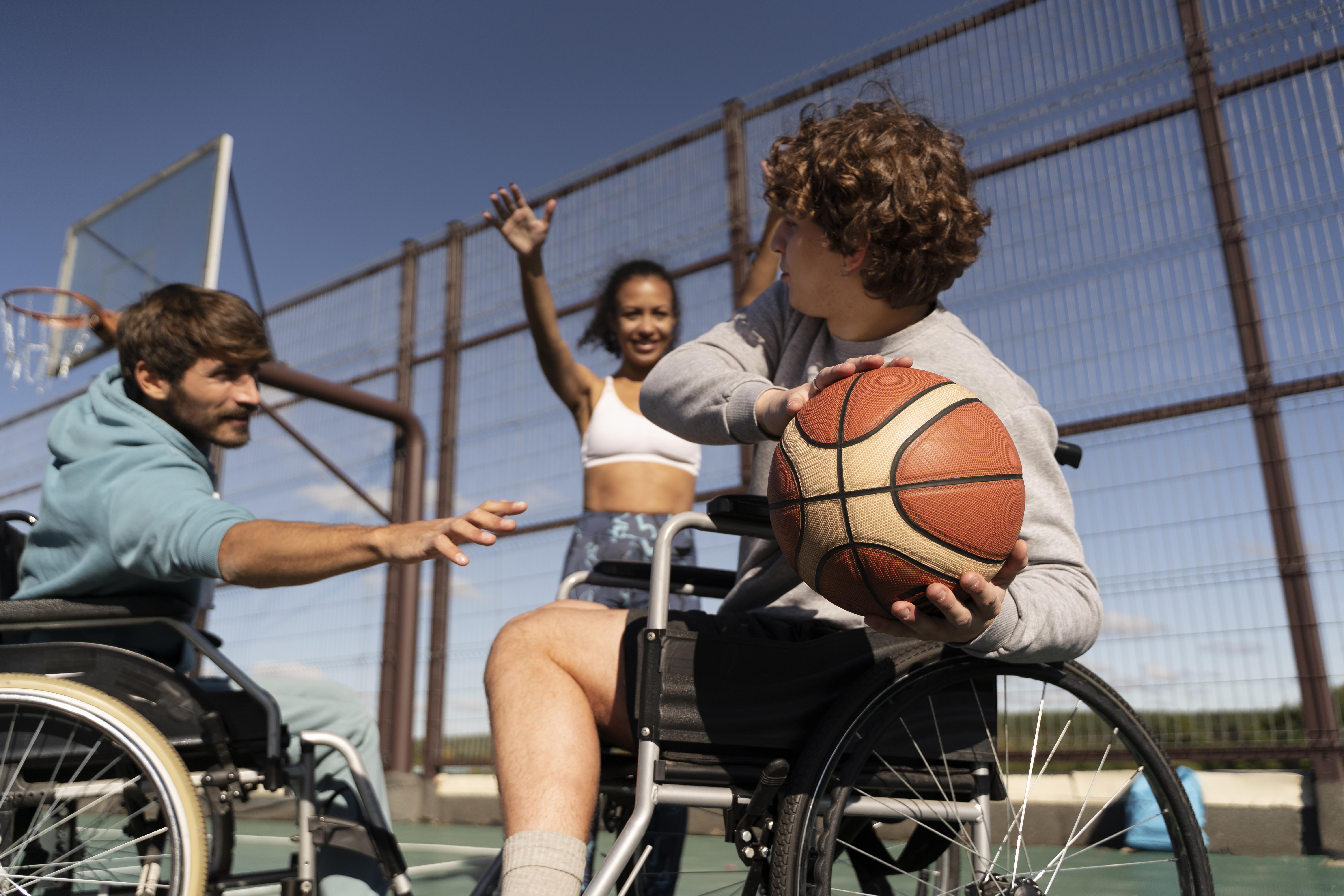 medium-shot-friends-playing-basketball-together