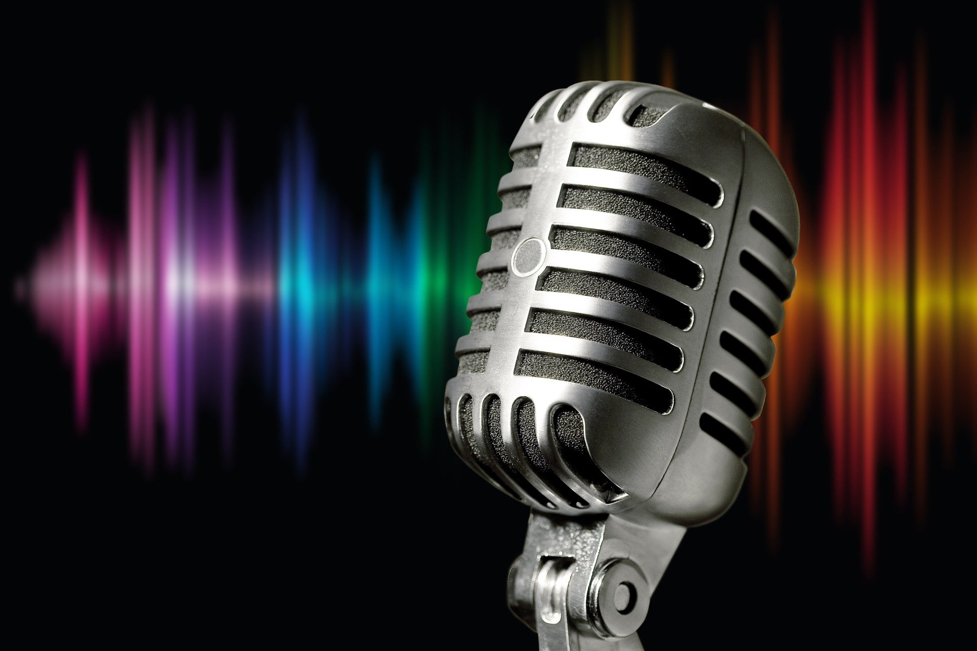 microphone-1074362-1920--1-