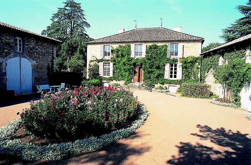 milly lamartine copyright route des châteaux de Saône et Loire