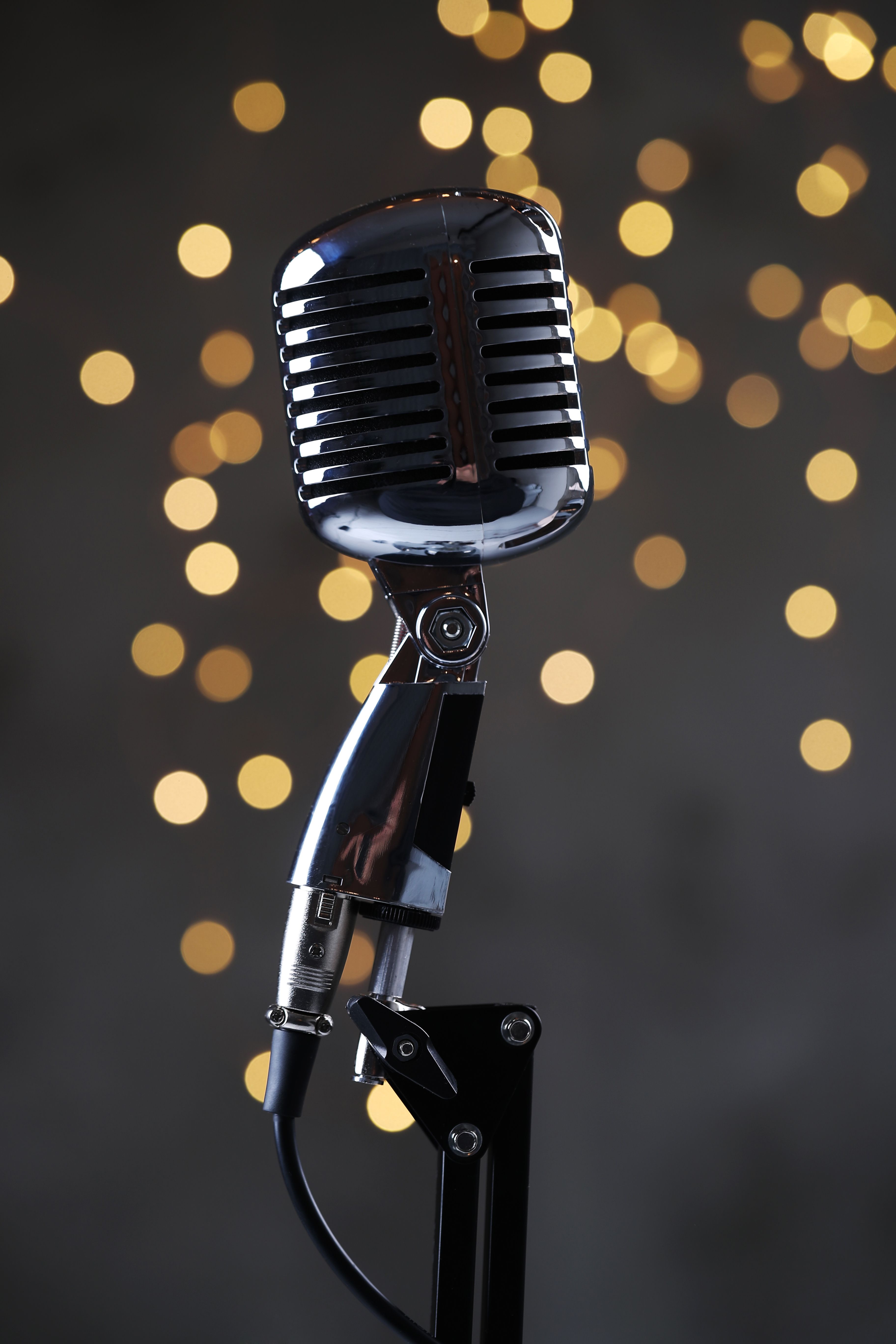 Microphone