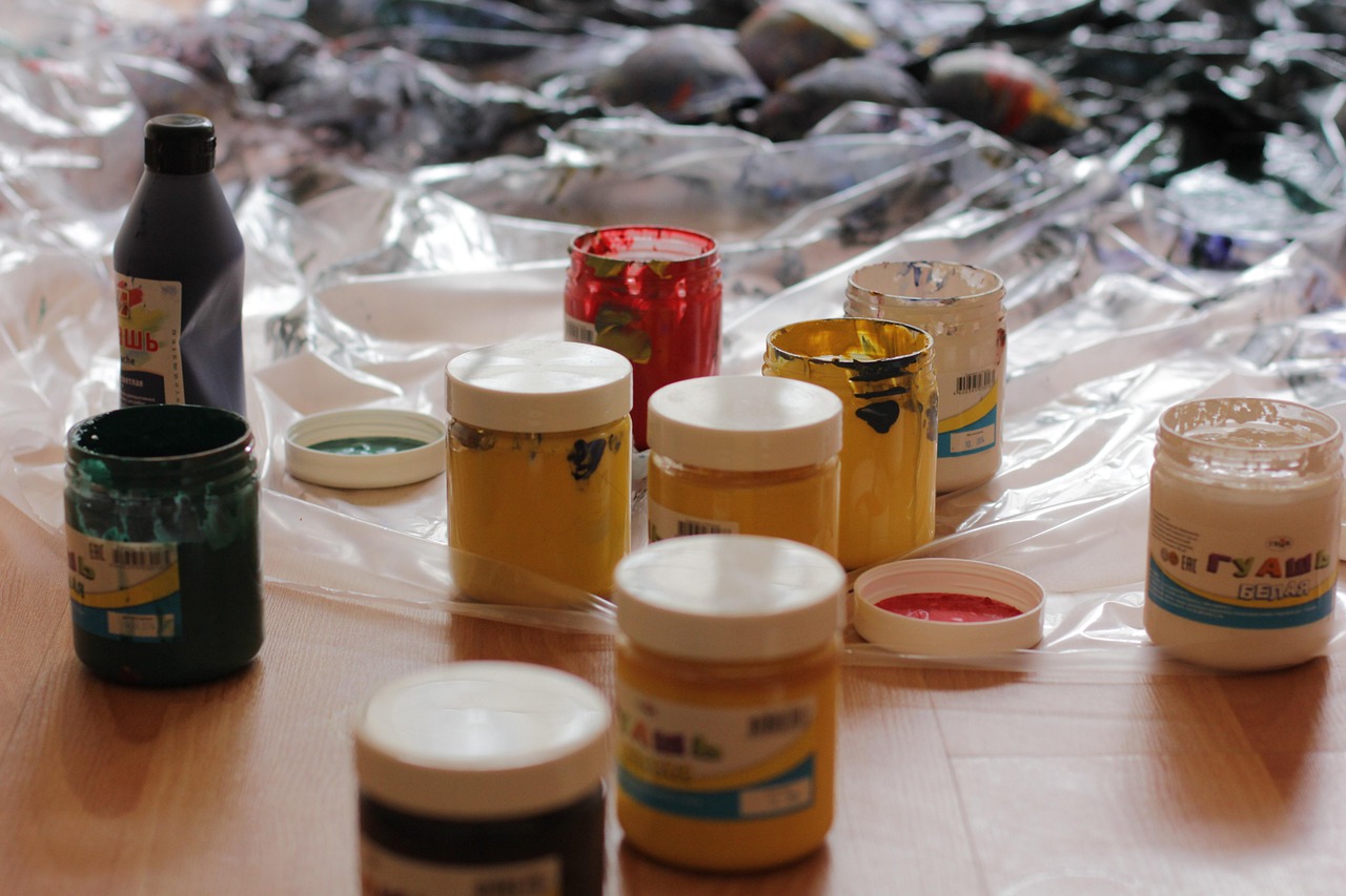 paint-7937871_1280