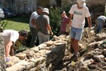 Restauration d'un mur en pierre sèche