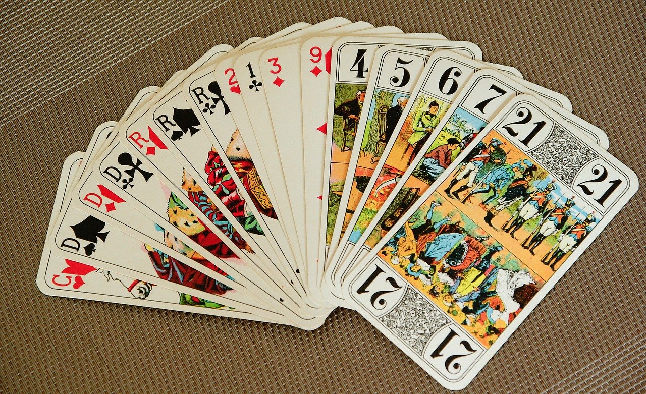 playing-cards-Tarot