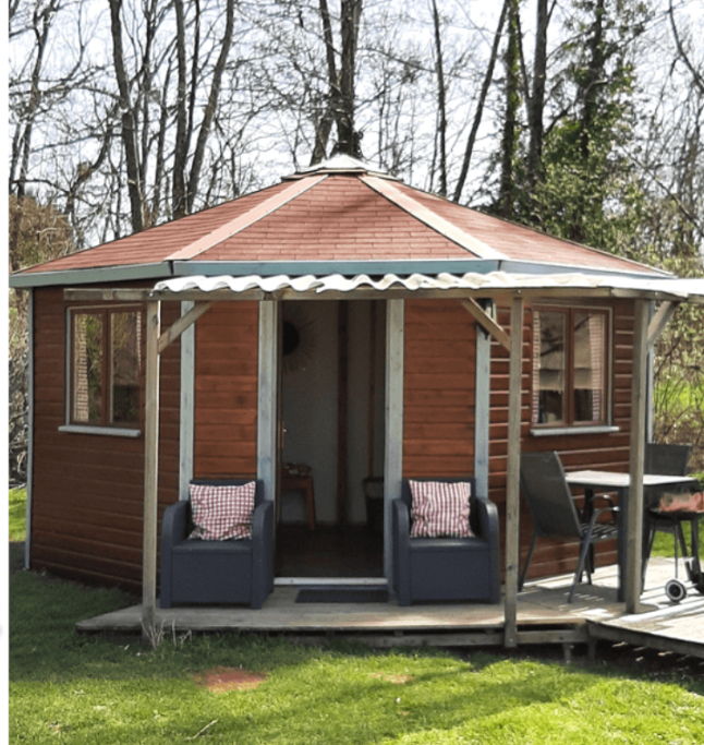 Cabane du camping de l'Etang du Goulot
