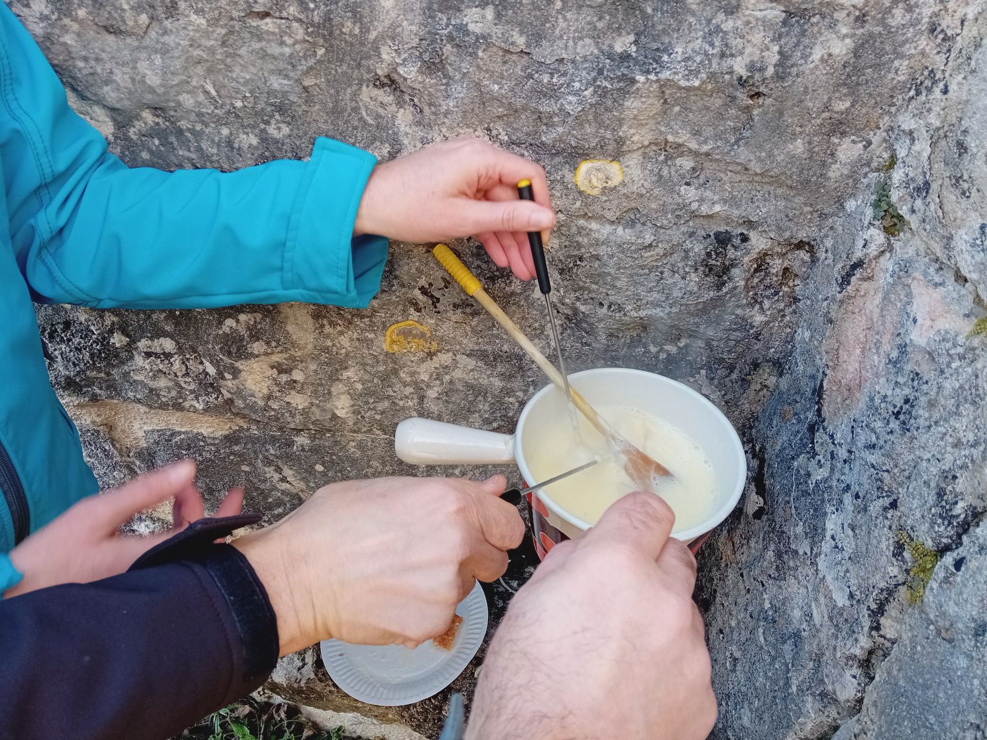 rando fondue au castel St Denis © Marie Pezzoli OT Loue Lison (3)
