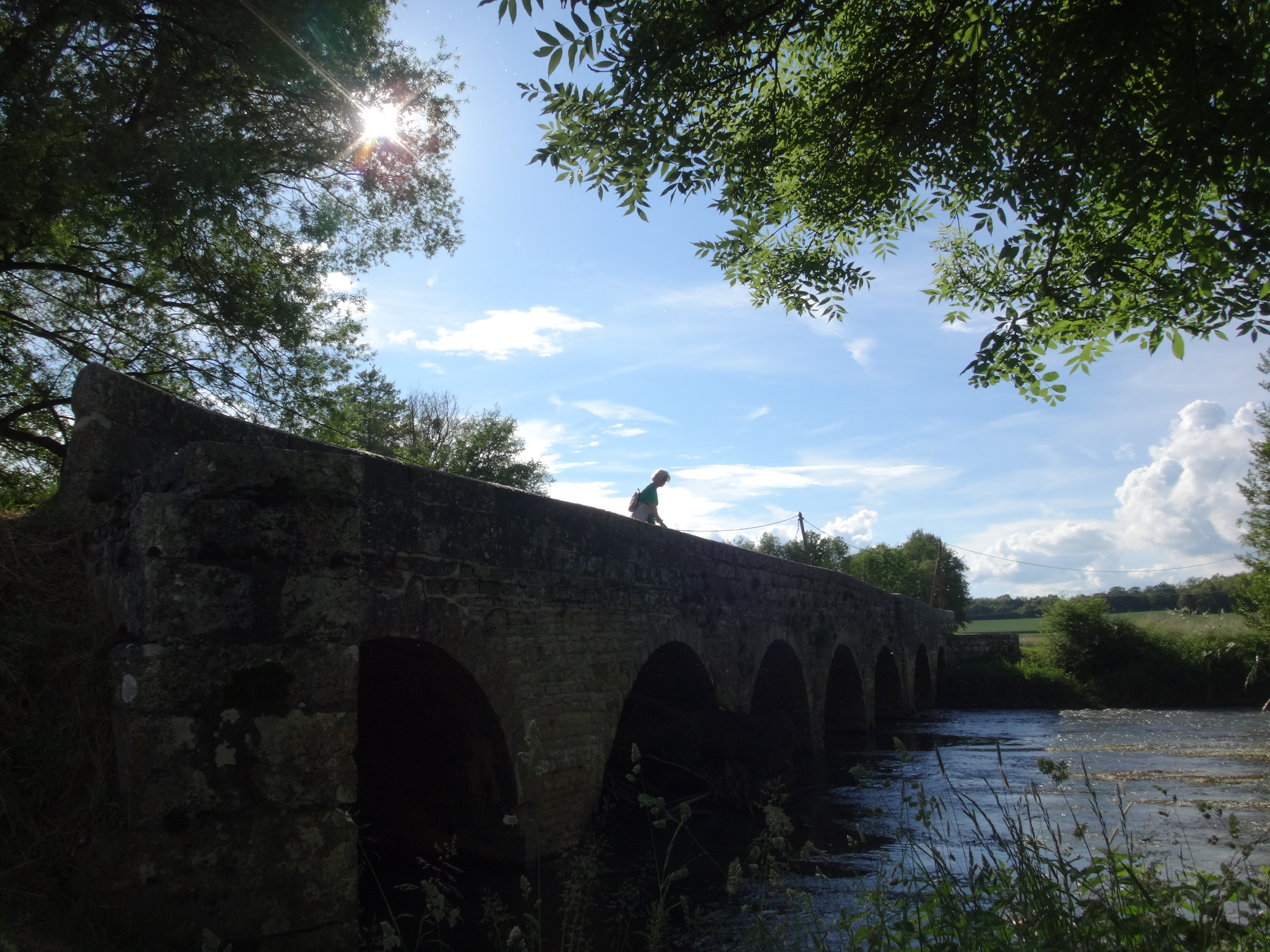 Le sentier des "Ponts de pierre du Salon"