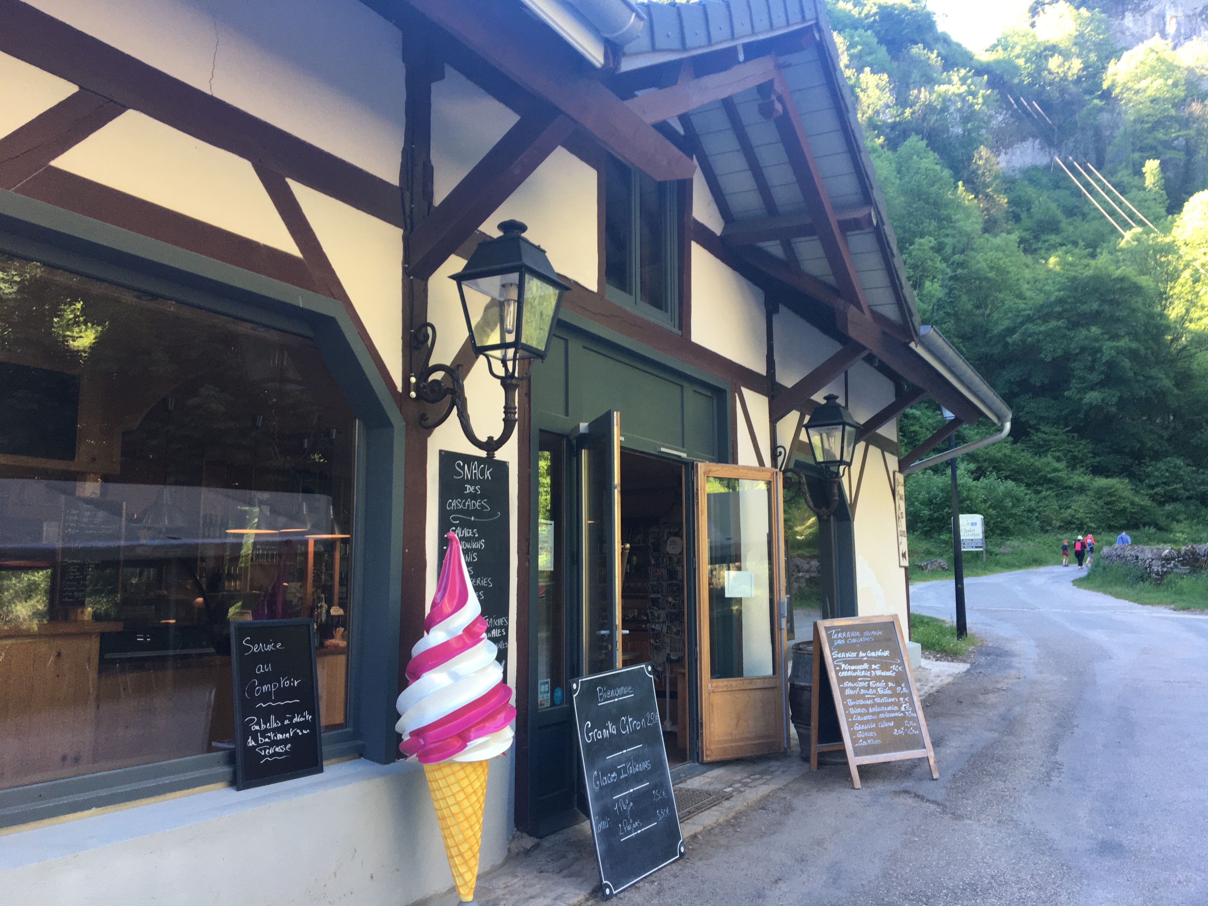 Snack des cascades — Fast food & Street food à Jura