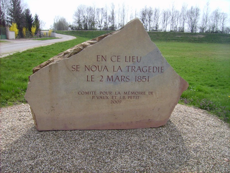 Stele - sentier de Longepierre