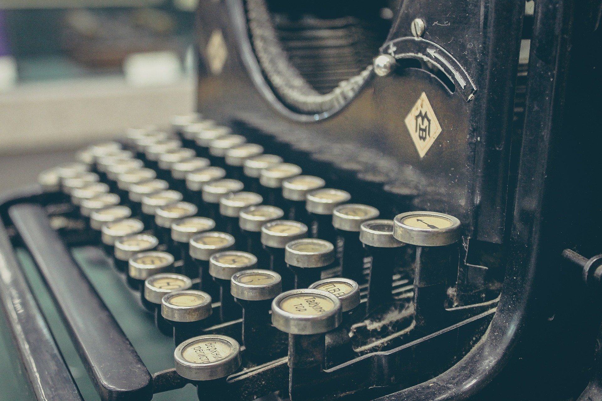 typewriter-g474ffc0cd_1920