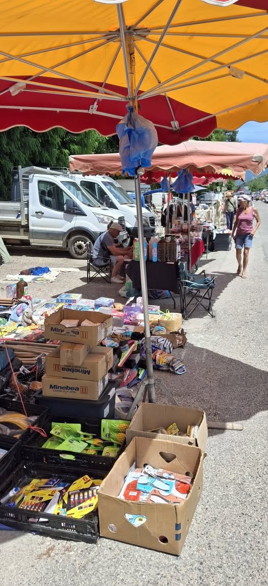 VIDE GRENIER