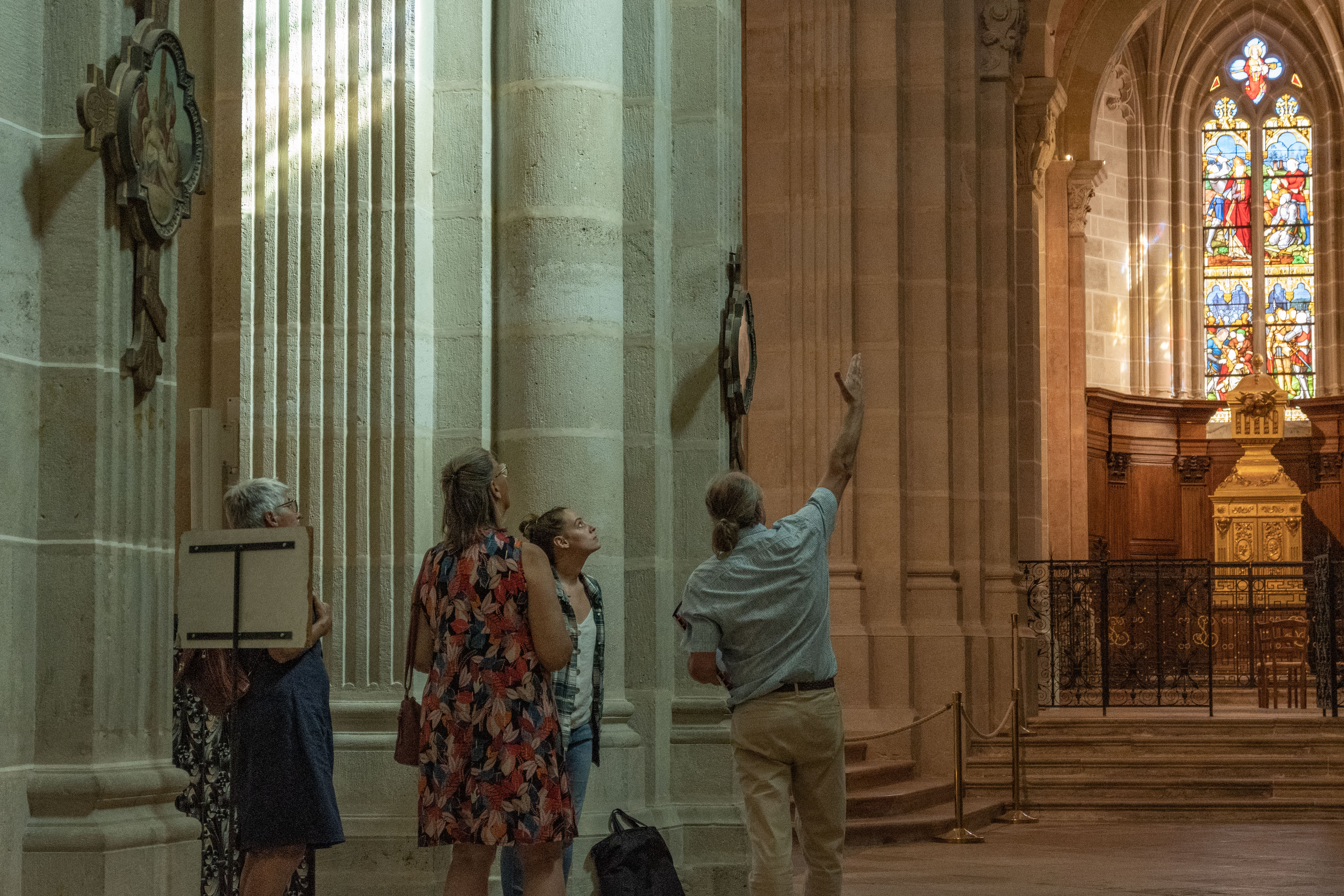 visite d'été, les animaux fantastiques de la cathédrale, autun morvan tourisme
